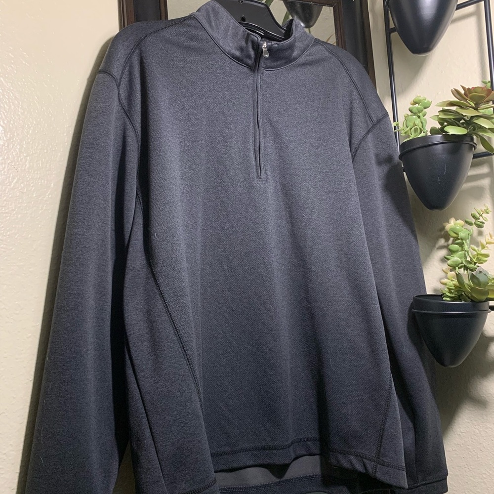 EUC Gray Pebble Beach Performance Full Zip Jacket!